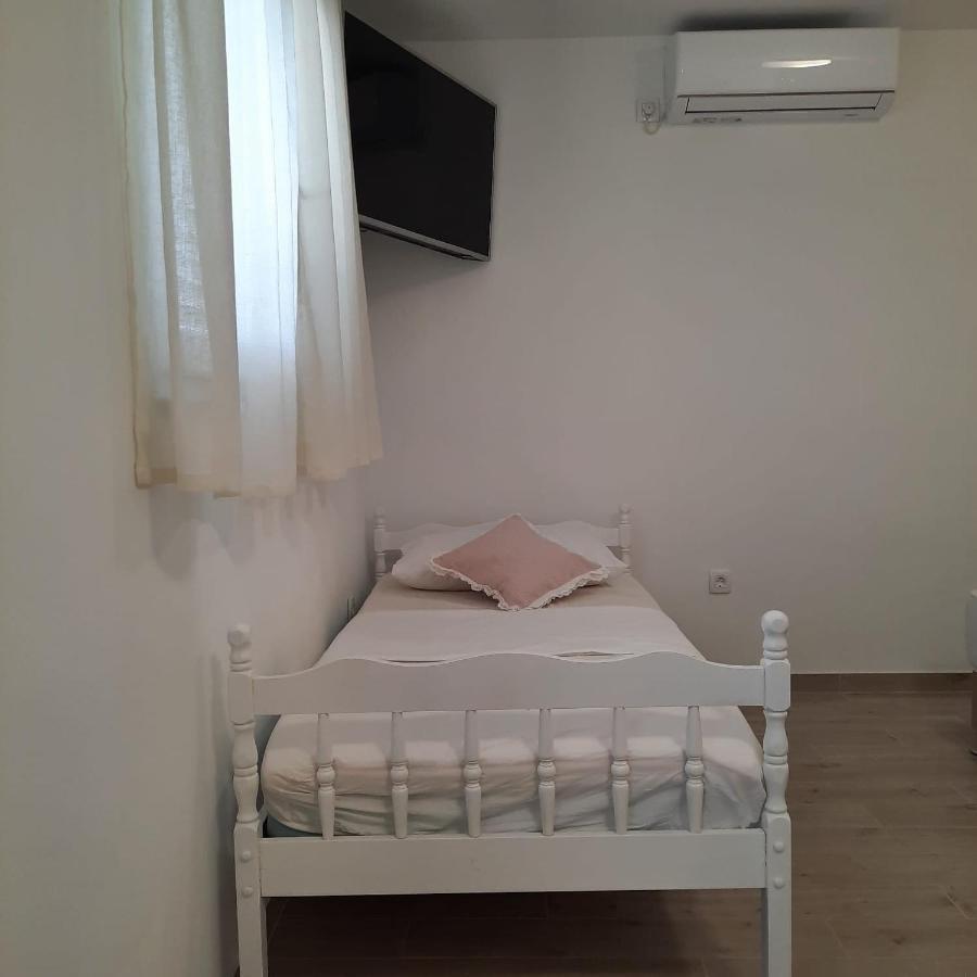 Studio Apartman Mare Τρογκίρ Εξωτερικό φωτογραφία